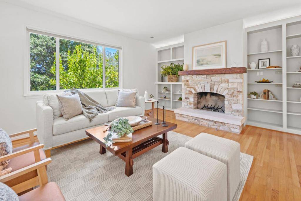 Carmel, CA 93923,25380 Telarana WAY