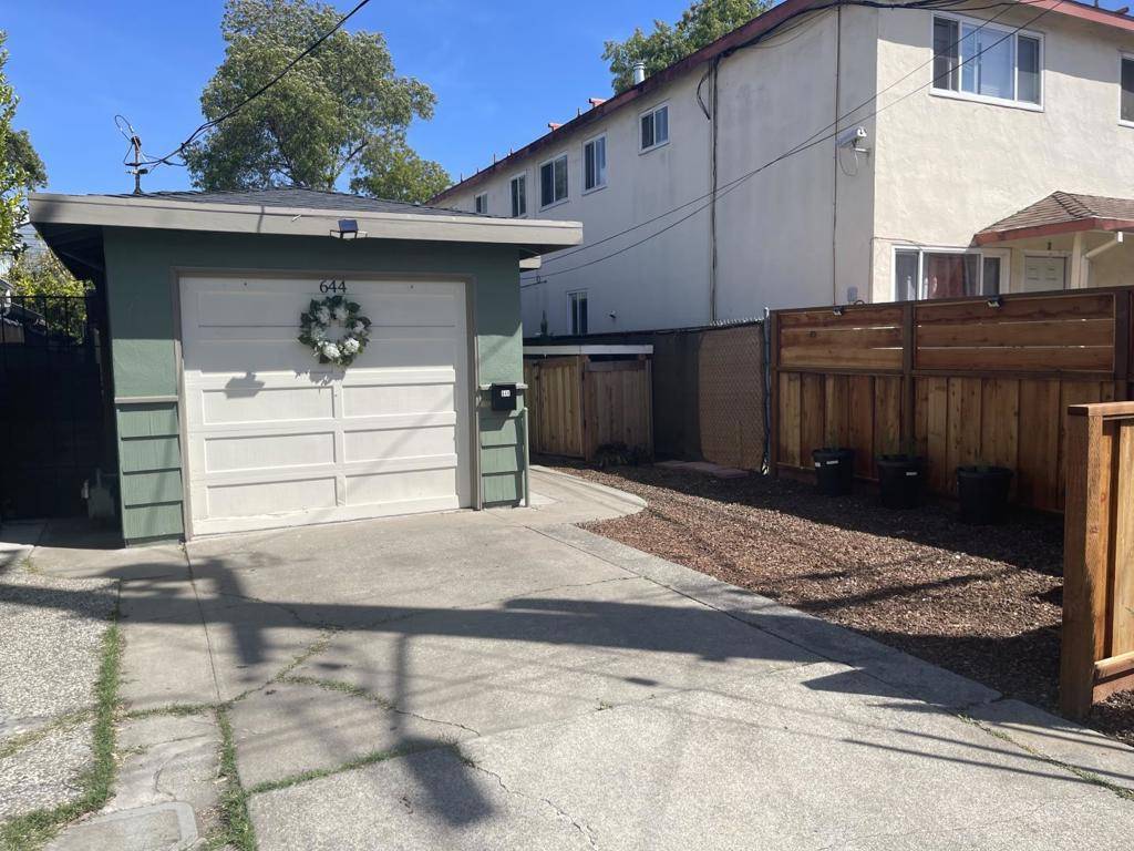 Redwood City, CA 94063,644 Buckeye ST