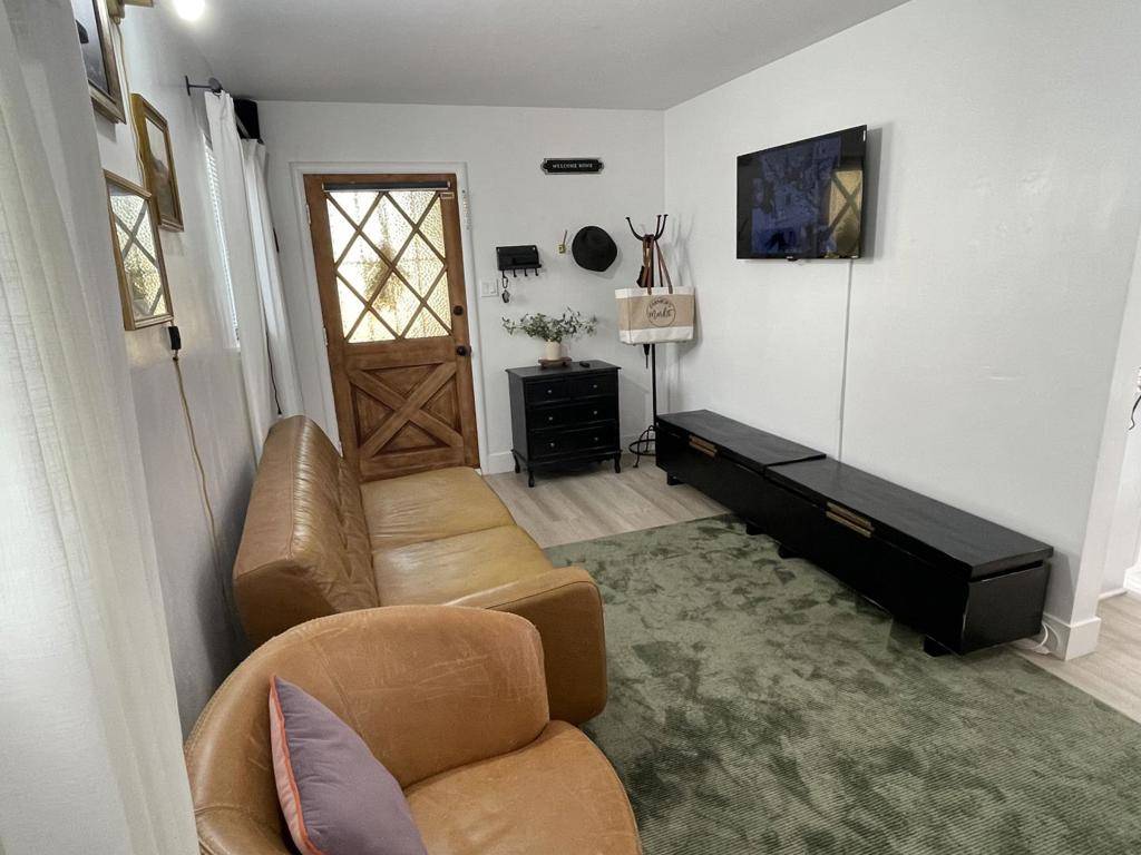 Redwood City, CA 94063,644 Buckeye ST