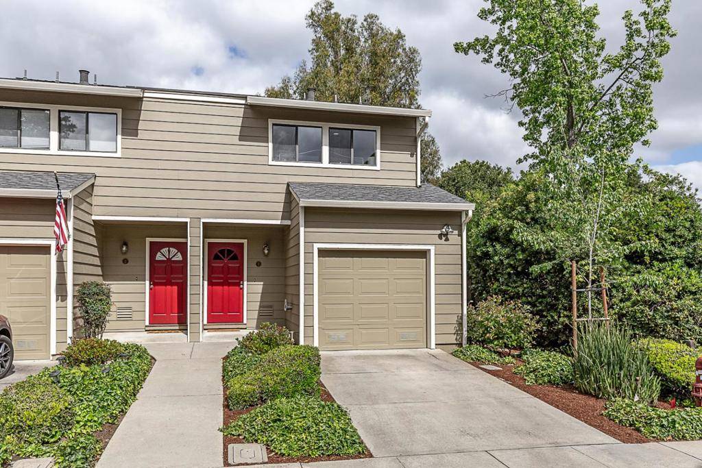 Mountain View, CA 94041,700 Chiquita AVE #1