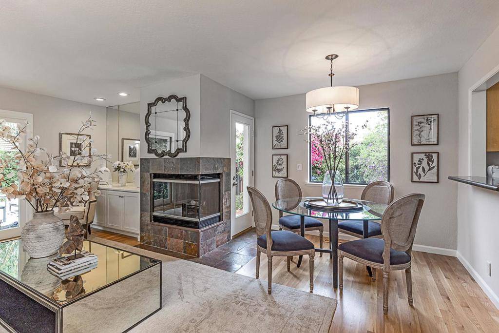 Mountain View, CA 94041,700 Chiquita AVE #1