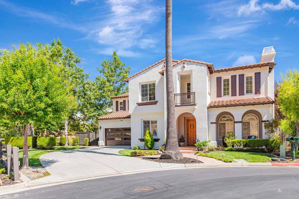Gilroy, CA 95020,2892 Birkdale CT