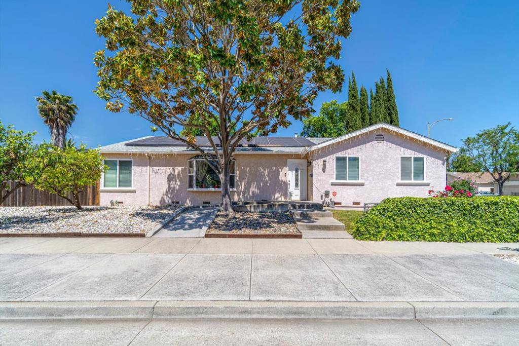 San Jose, CA 95119,6797 Moselle DR