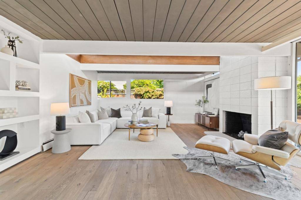 Palo Alto, CA 94306,3726 Carlson CIR