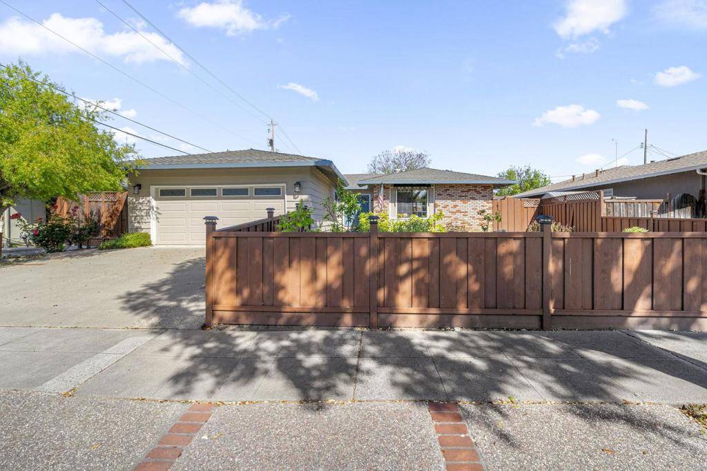 San Jose, CA 95123,6110 Larios WAY
