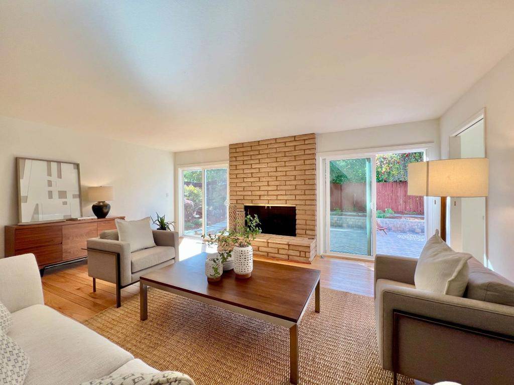 Palo Alto, CA 94306,665 Towle WAY