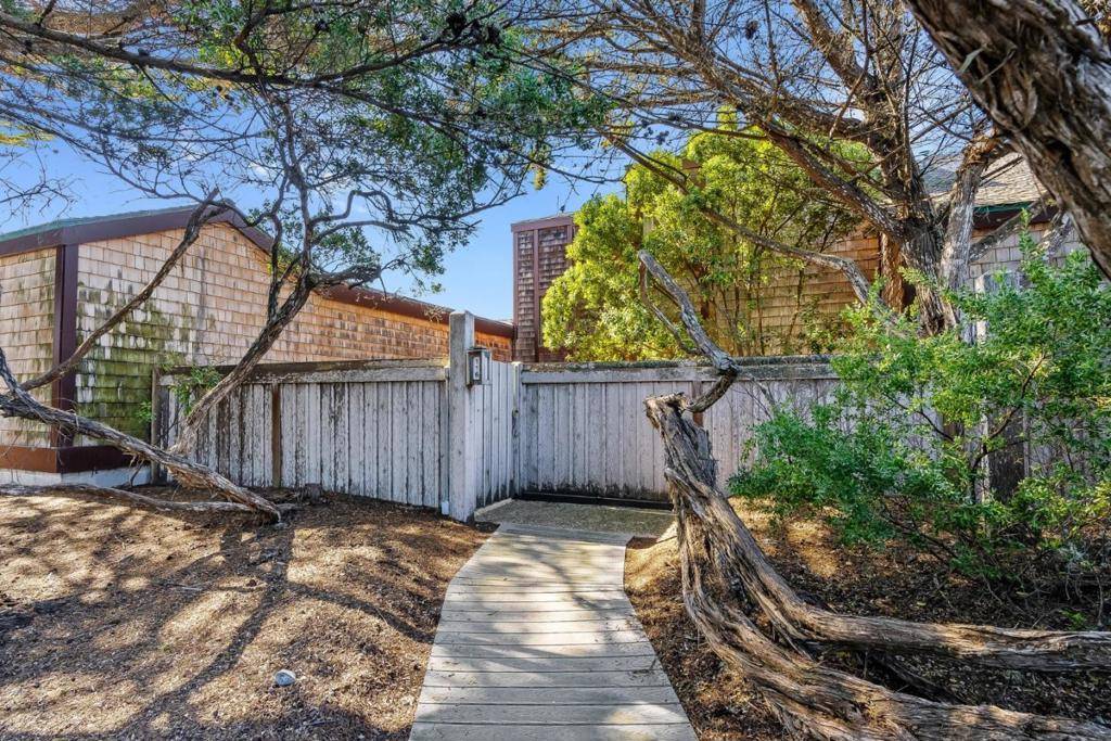 Moss Landing, CA 95039,116 Monterey Dunes WAY