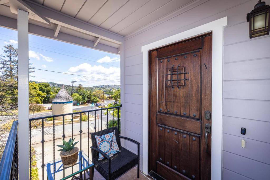 Belmont, CA 94002,732 Alameda De Las Pulgas