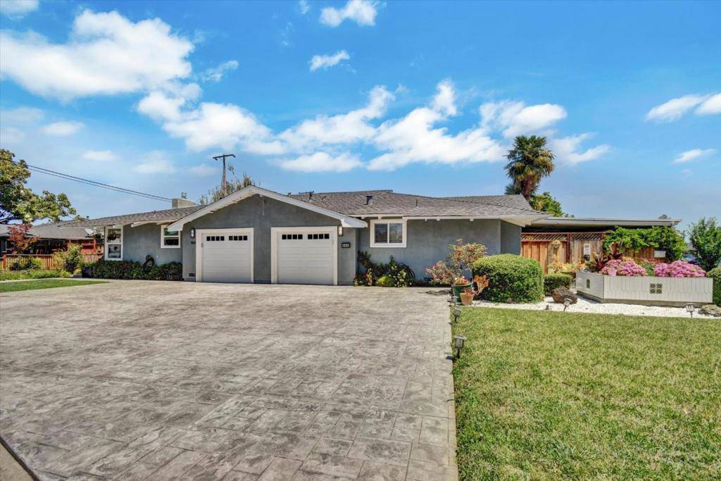Santa Clara, CA 95050,163 Roxbury