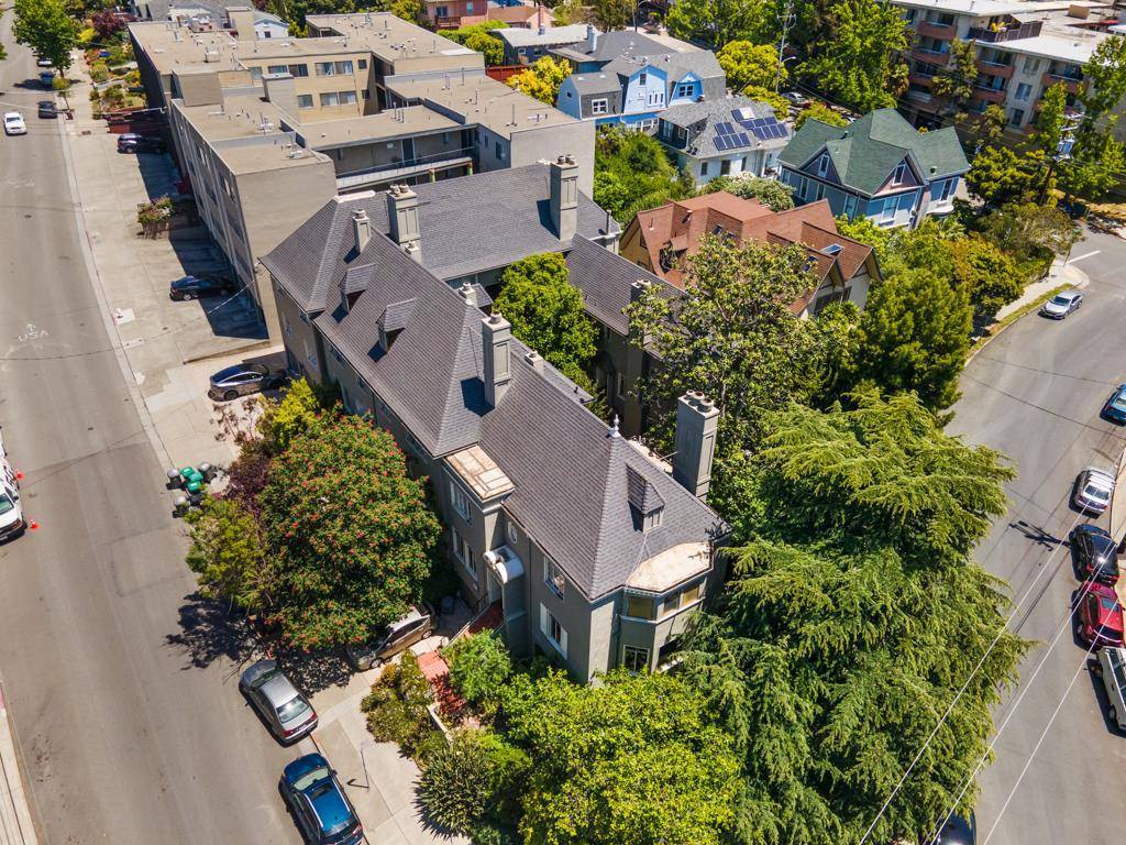 Oakland, CA 94610,212 Lee ST