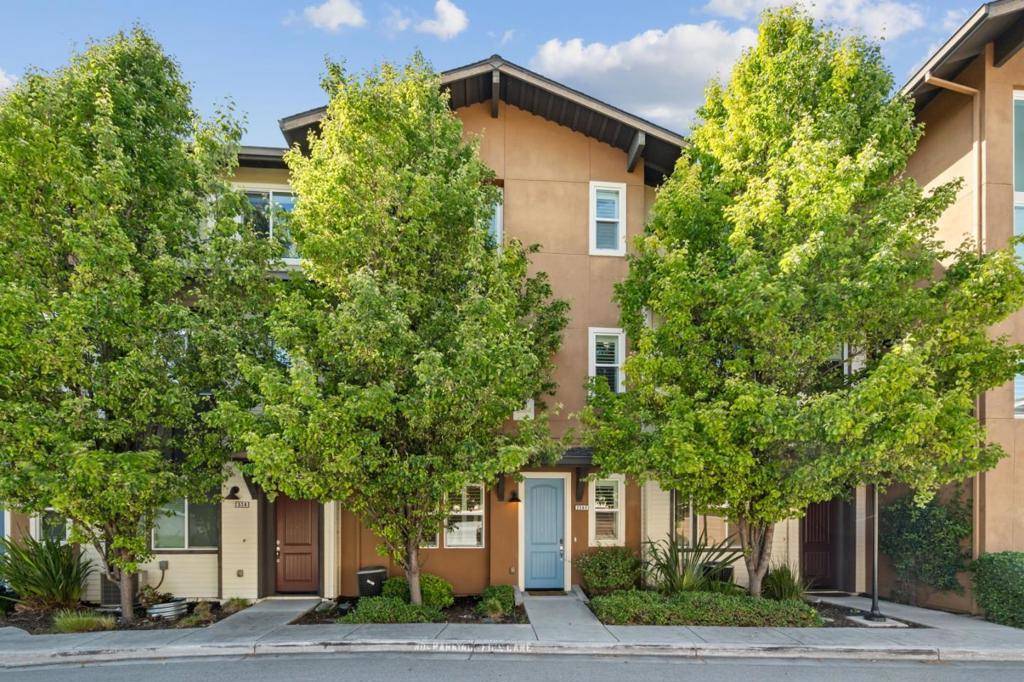 Mountain View, CA 94043,2560 Saffron WAY