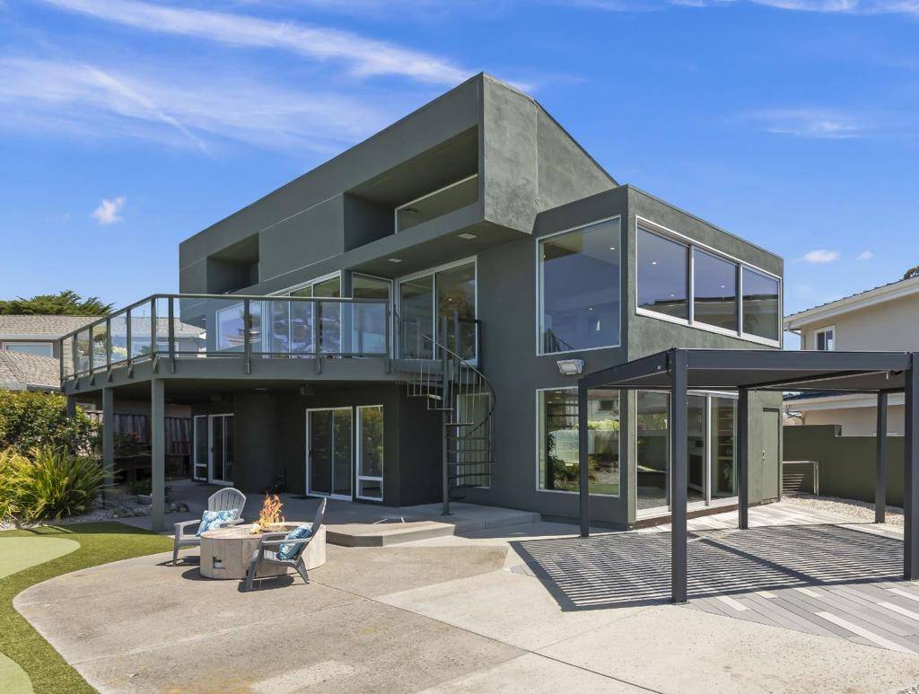 Aptos, CA 95003,420 Seaview Drive