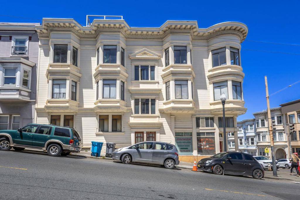 San Francisco, CA 94133,806810 Union ST