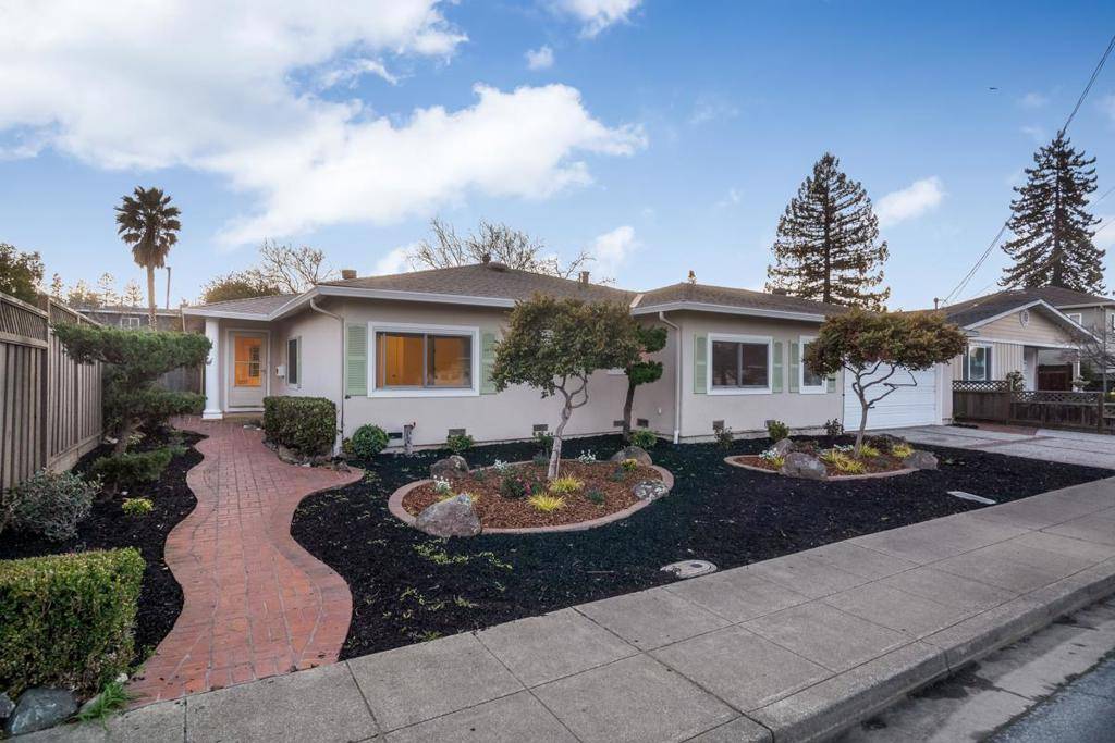 Redwood City, CA 94062,542 Topaz ST