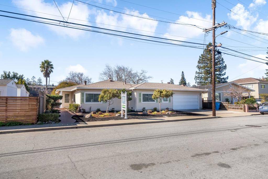 Redwood City, CA 94062,542 Topaz ST