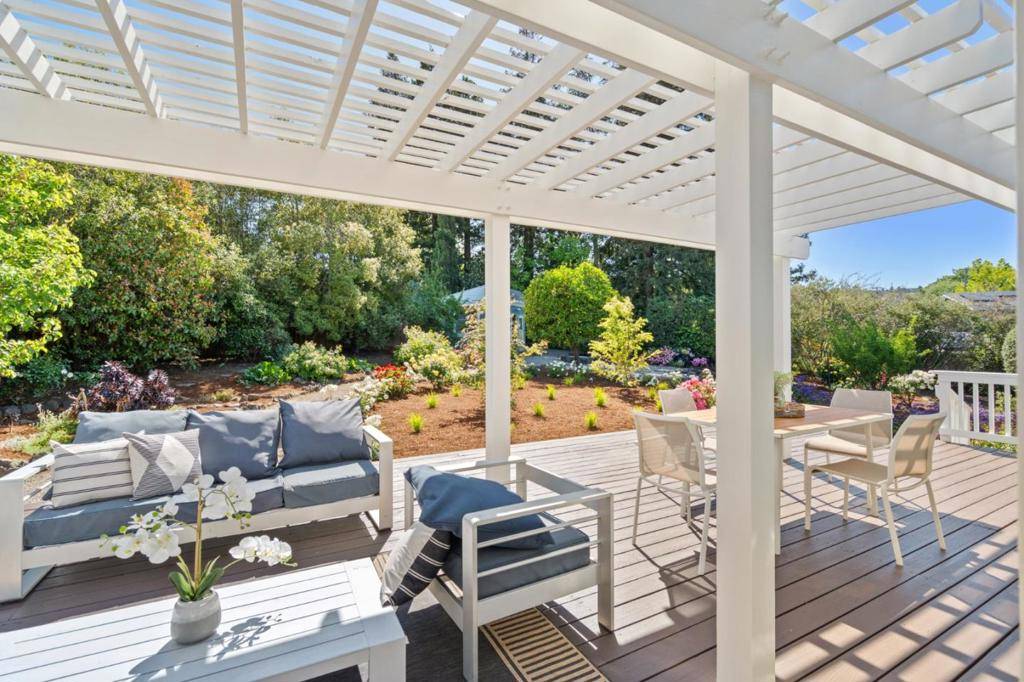 Redwood City, CA 94062,206 Frances LN