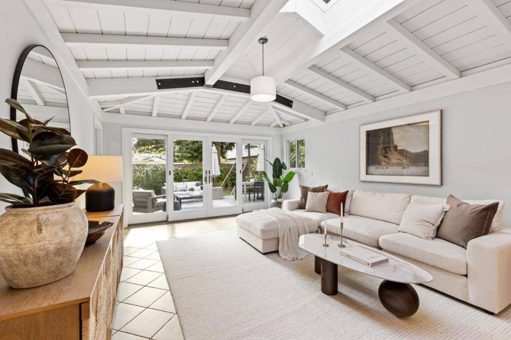 Menlo Park, CA 94025,508 Pope ST