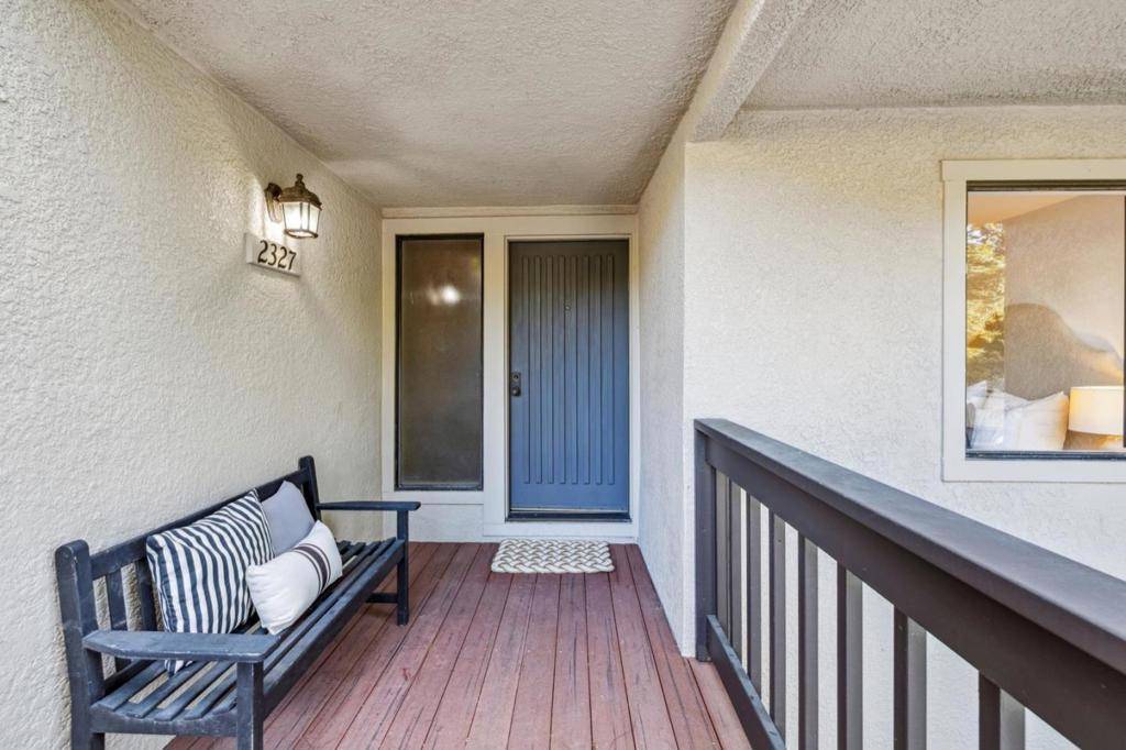 San Mateo, CA 94402,2327 Ticonderoga DR