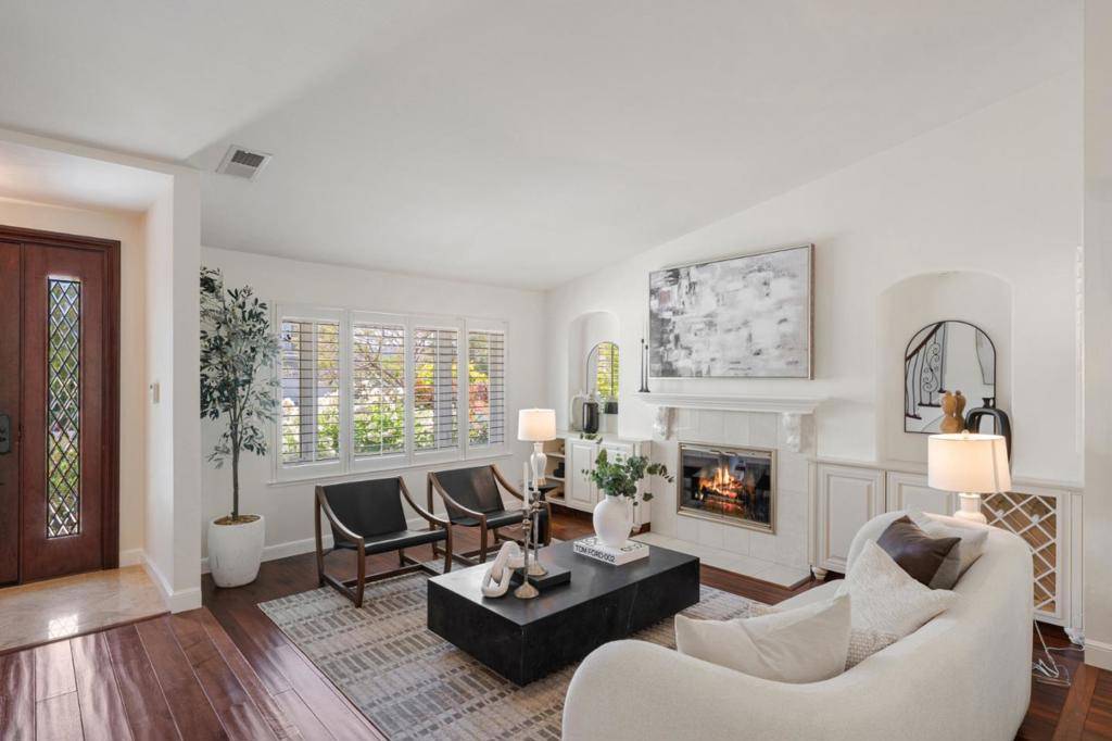 Foster City, CA 94404,321 Beach Park BLVD