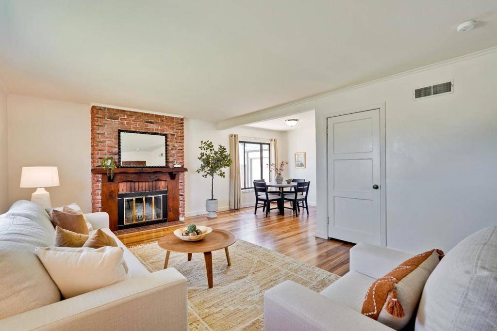 South San Francisco, CA 94080,243 Rockwood DR