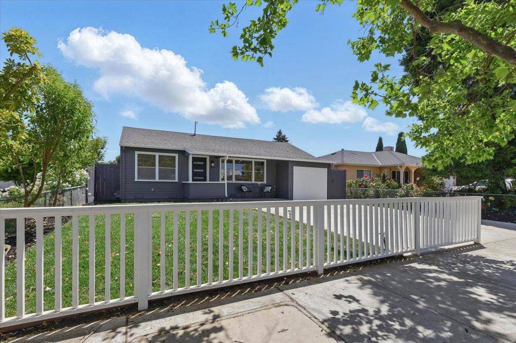 Menlo Park, CA 94025,571 Hamilton AVE
