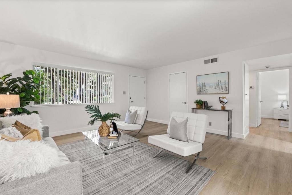 Menlo Park, CA 94025,21 Willow RD #45