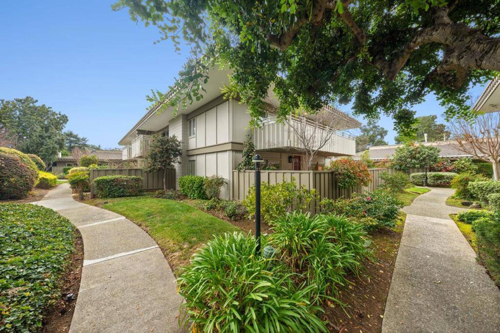 Los Altos, CA 94022,36 Los Altos SQ