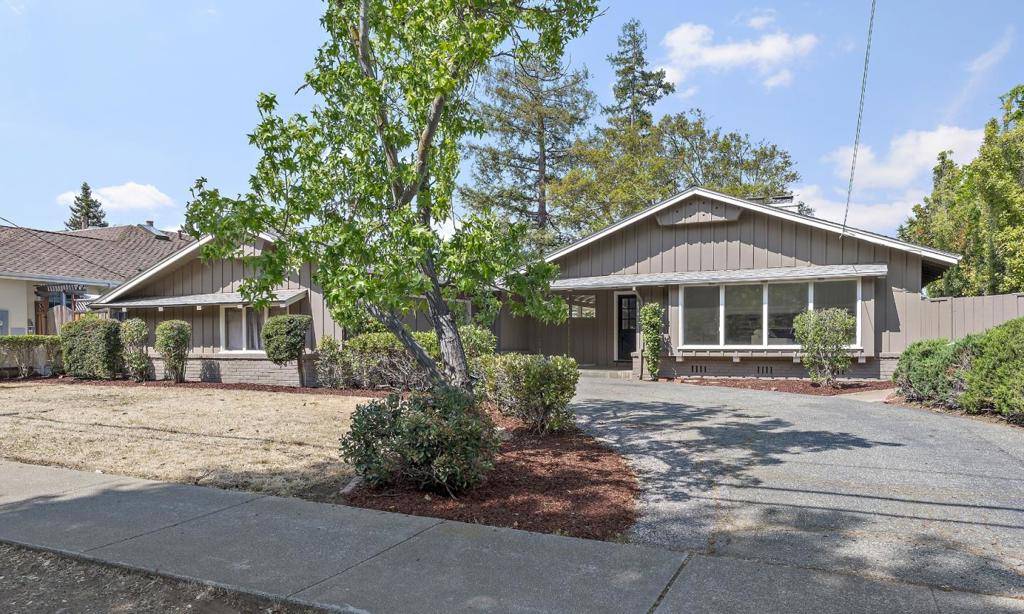 Los Altos, CA 94024,674 Campbell AVE