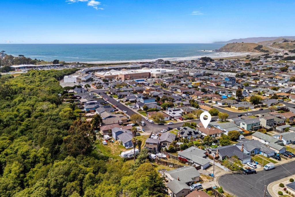 Pacifica, CA 94044,1430 De Solo DR