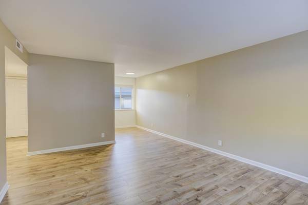 Belmont, CA 94002,2220 Lake RD #D5