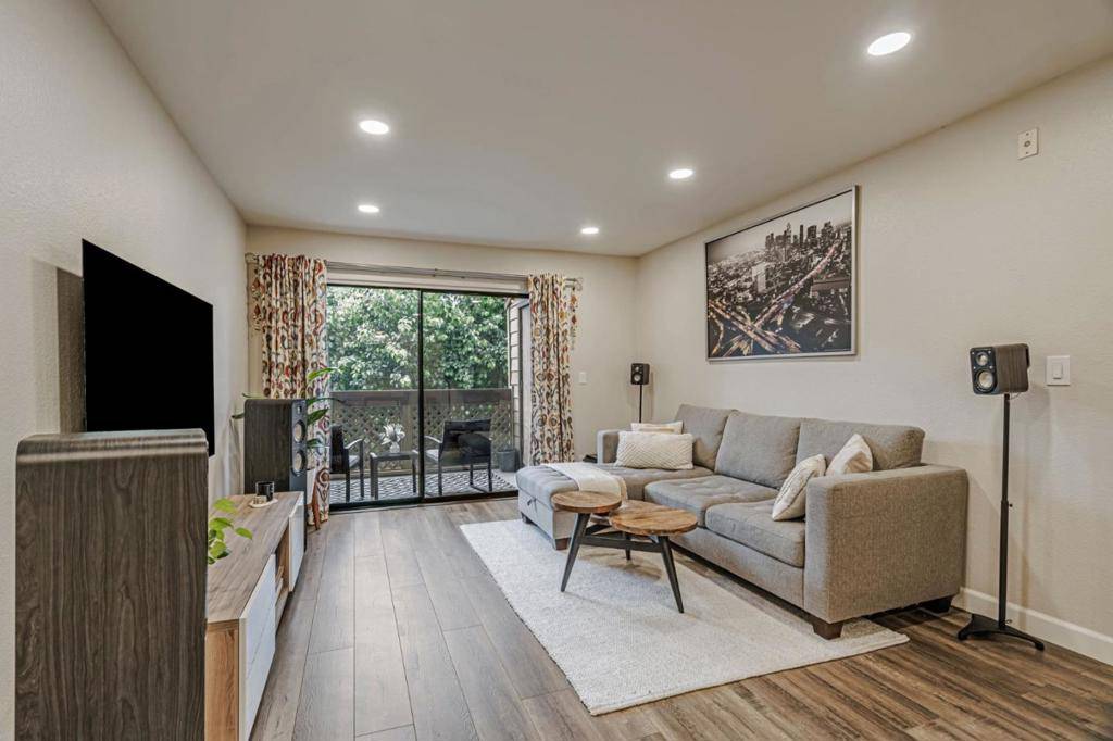 San Jose, CA 95128,734 Teatree CT