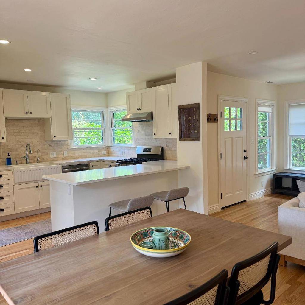 Carmel, CA 93923,3216 Serra AVE