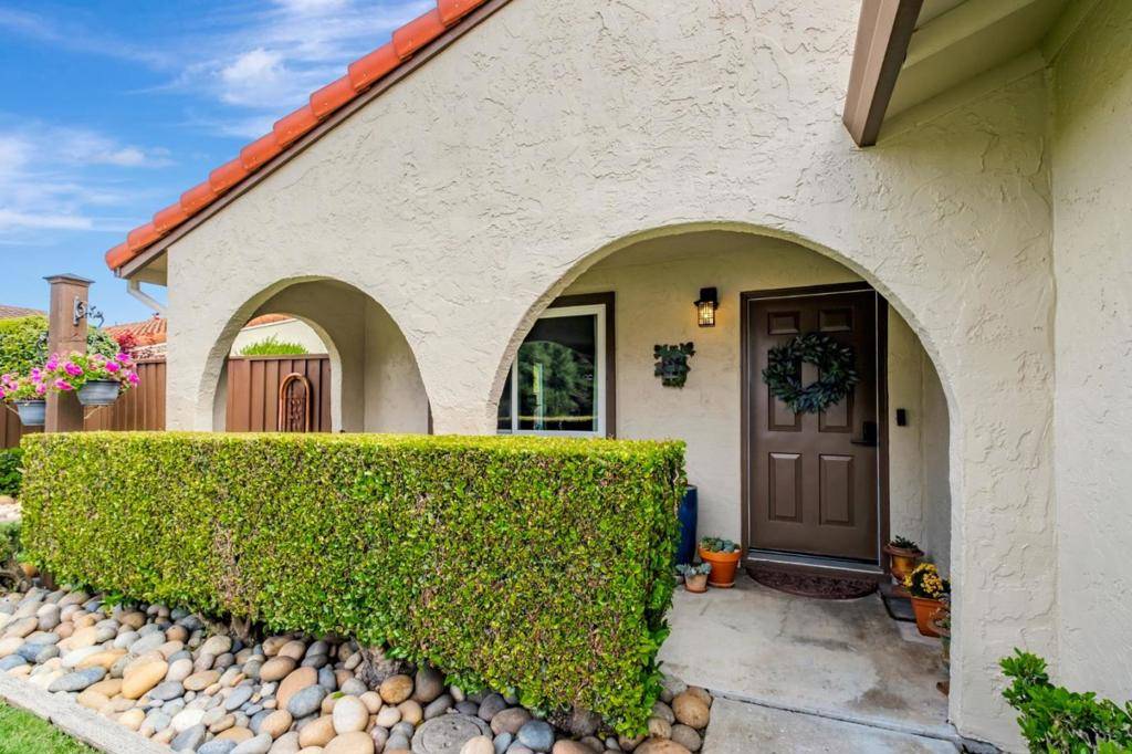 Watsonville, CA 95076,19 Magnolia CT