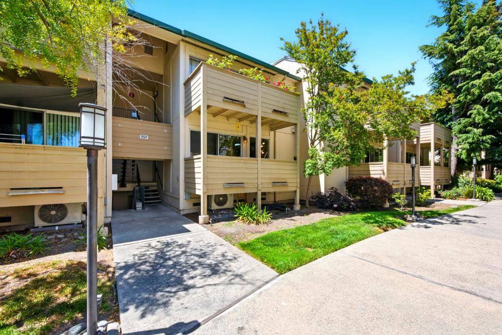 Sunnyvale, CA 94085,757 N Fair Oaks AVE #3