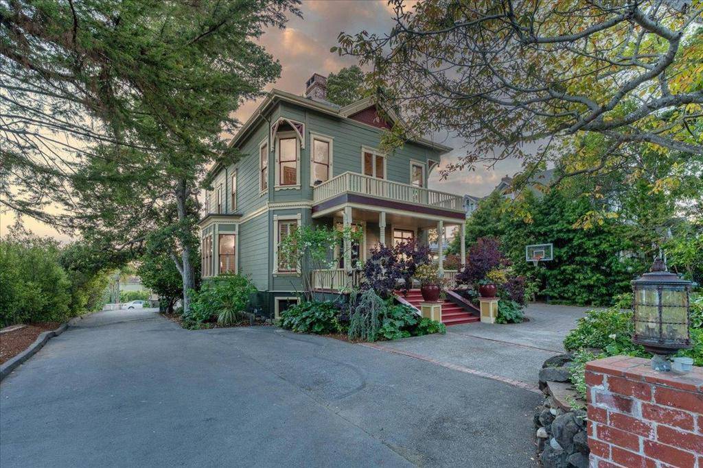 Santa Cruz, CA 95062,311313 Ocean View AVE