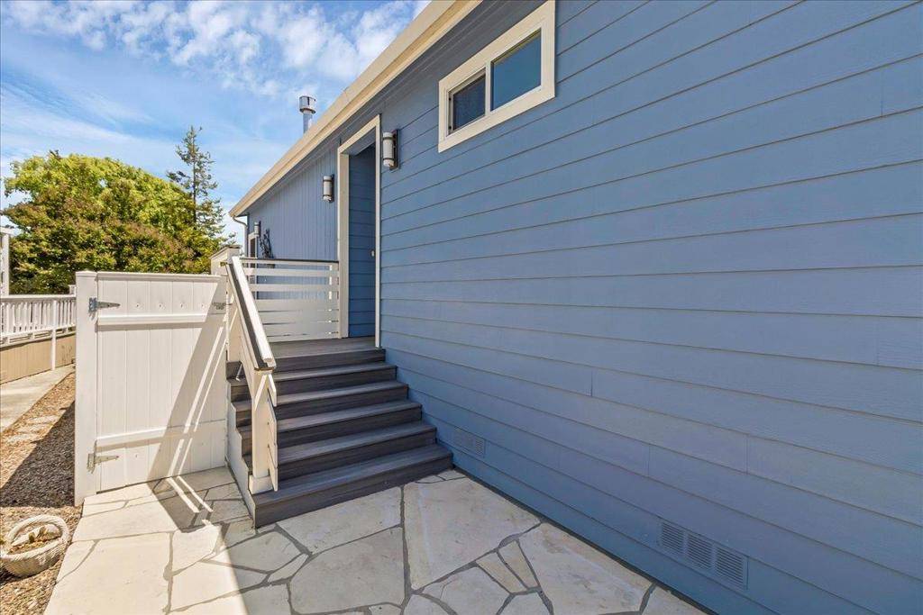 Scotts Valley, CA 95066,225 Mount Hermon RD