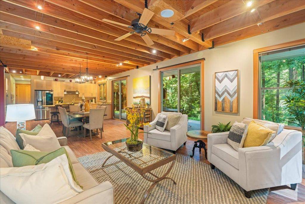 Boulder Creek, CA 95006,260 River ST