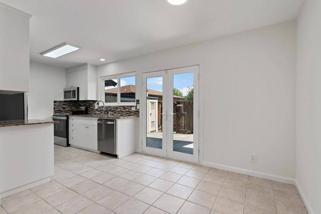 Fremont, CA 94536,38043 Buxton