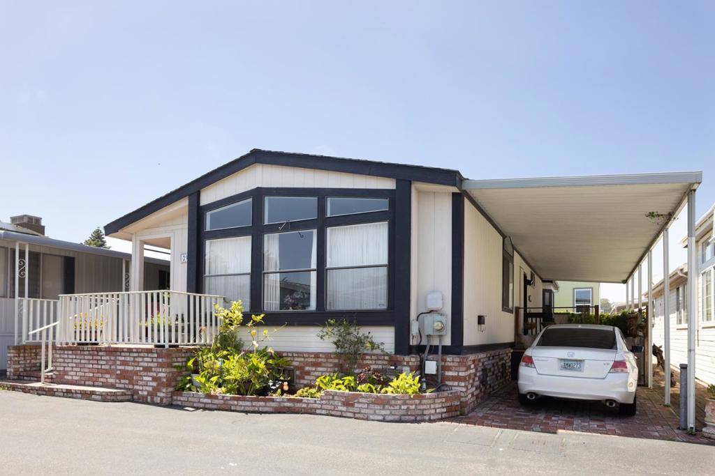 Pacific Grove, CA 93950,700 Briggs AVE