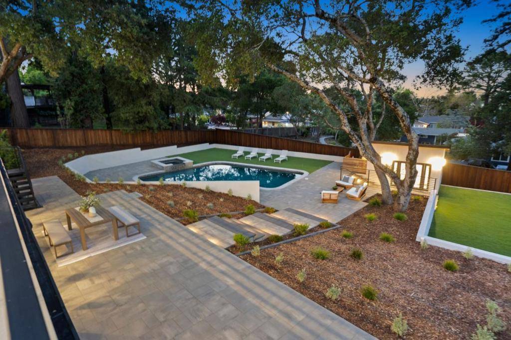 Hillsborough, CA 94010,510 Darrell RD