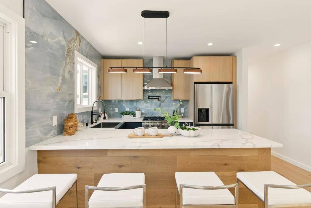 1530 Lawton ST San Francisco, CA 94122