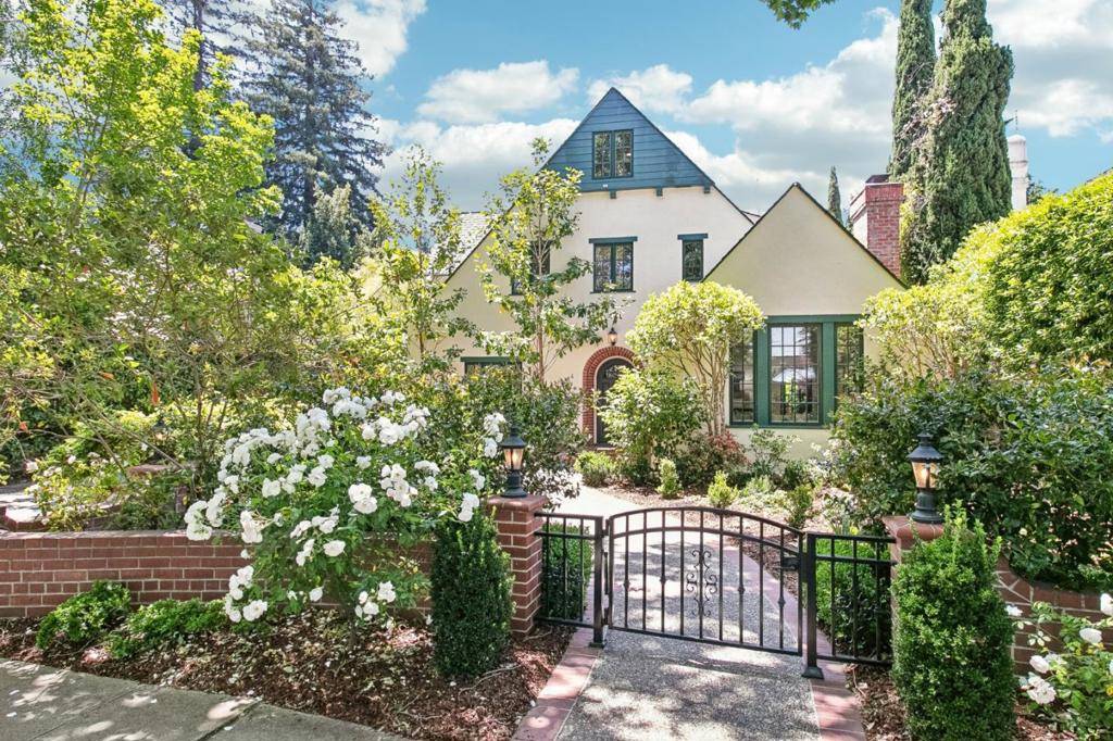 Palo Alto, CA 94303,1716 Fulton ST