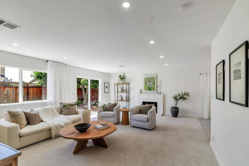 Newark, CA 94560,5748 Saint Paul DR