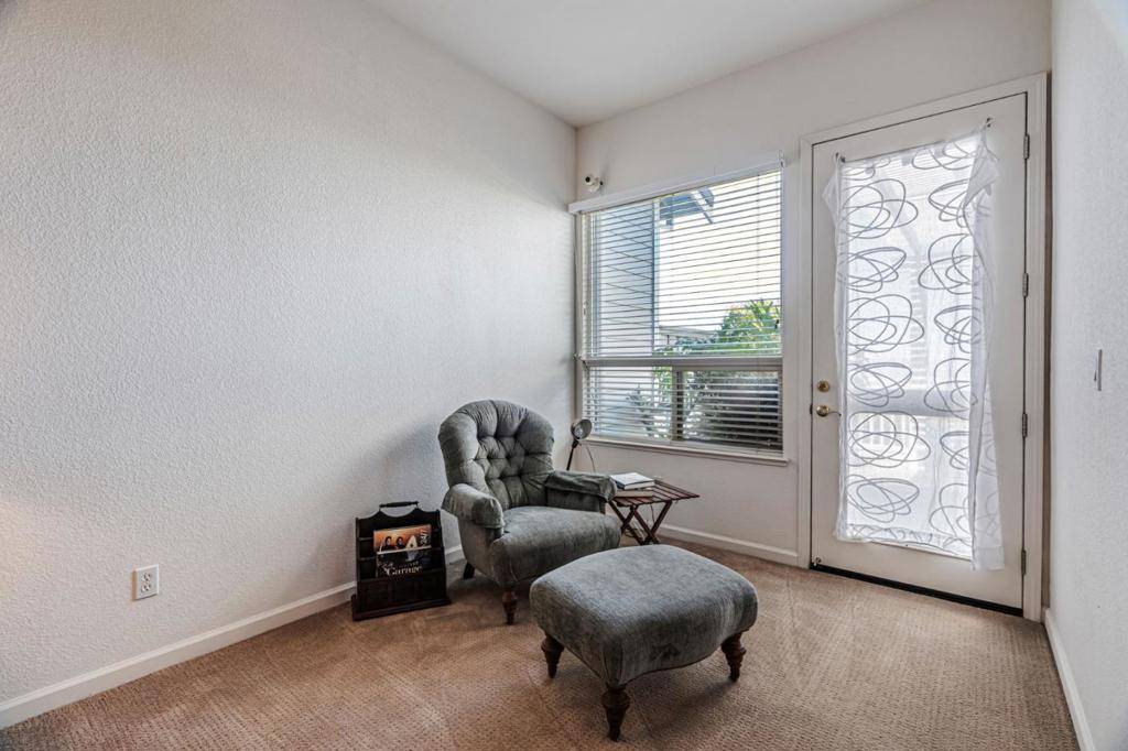 San Jose, CA 95135,9042 Village View LOOP