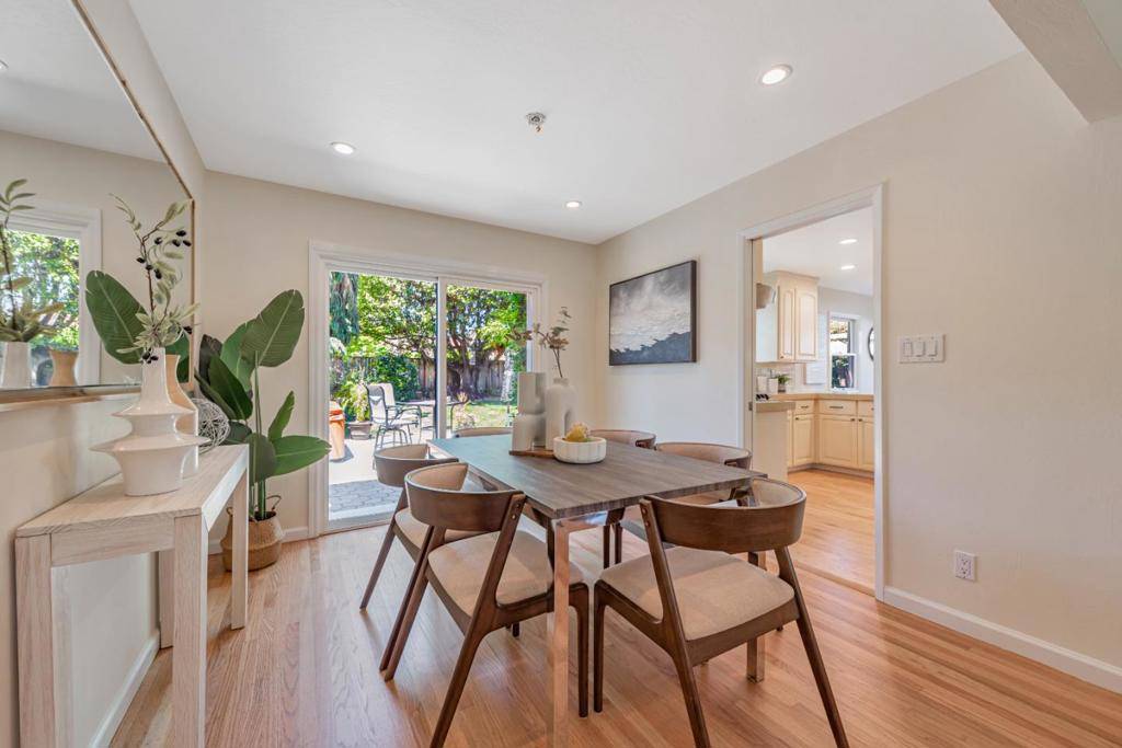 San Jose, CA 95129,1245 Collins LN