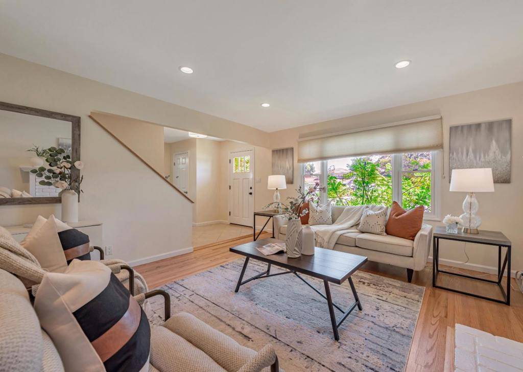 San Jose, CA 95129,1245 Collins LN