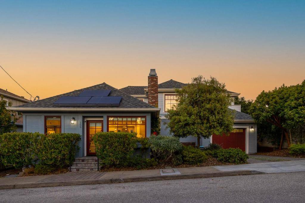 Pacific Grove, CA 93950,155 12th ST