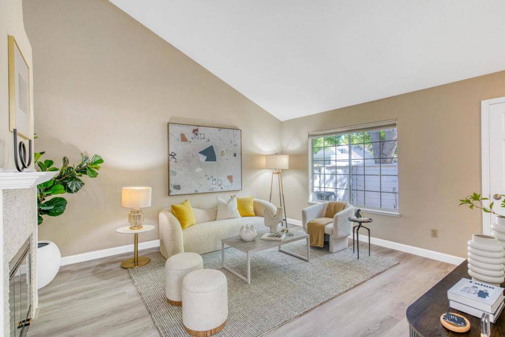 Pleasanton, CA 94588,7387 Stonedale DR