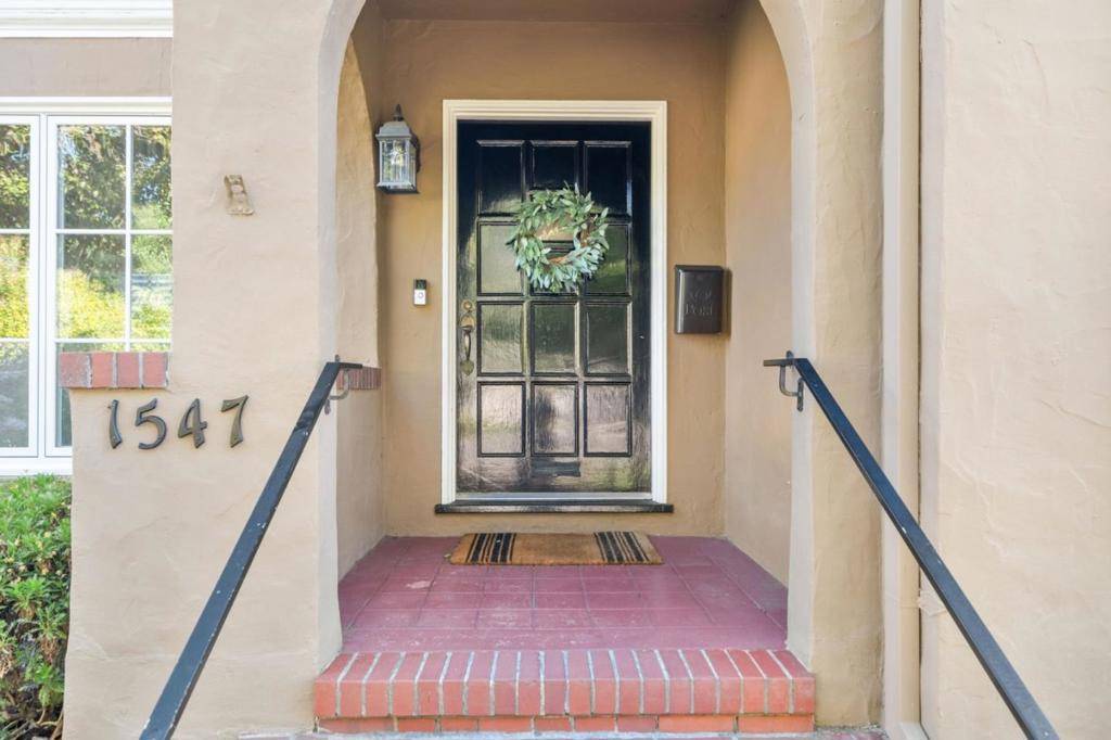 Burlingame, CA 94010,1547 Columbus AVE