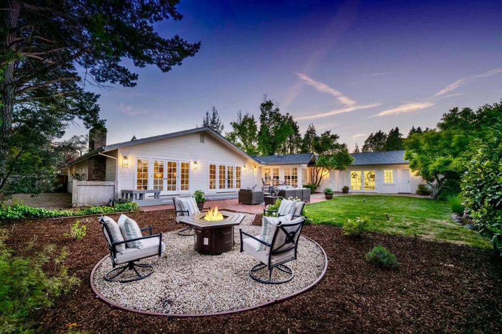 Hillsborough, CA 94010,50 Roberts WAY